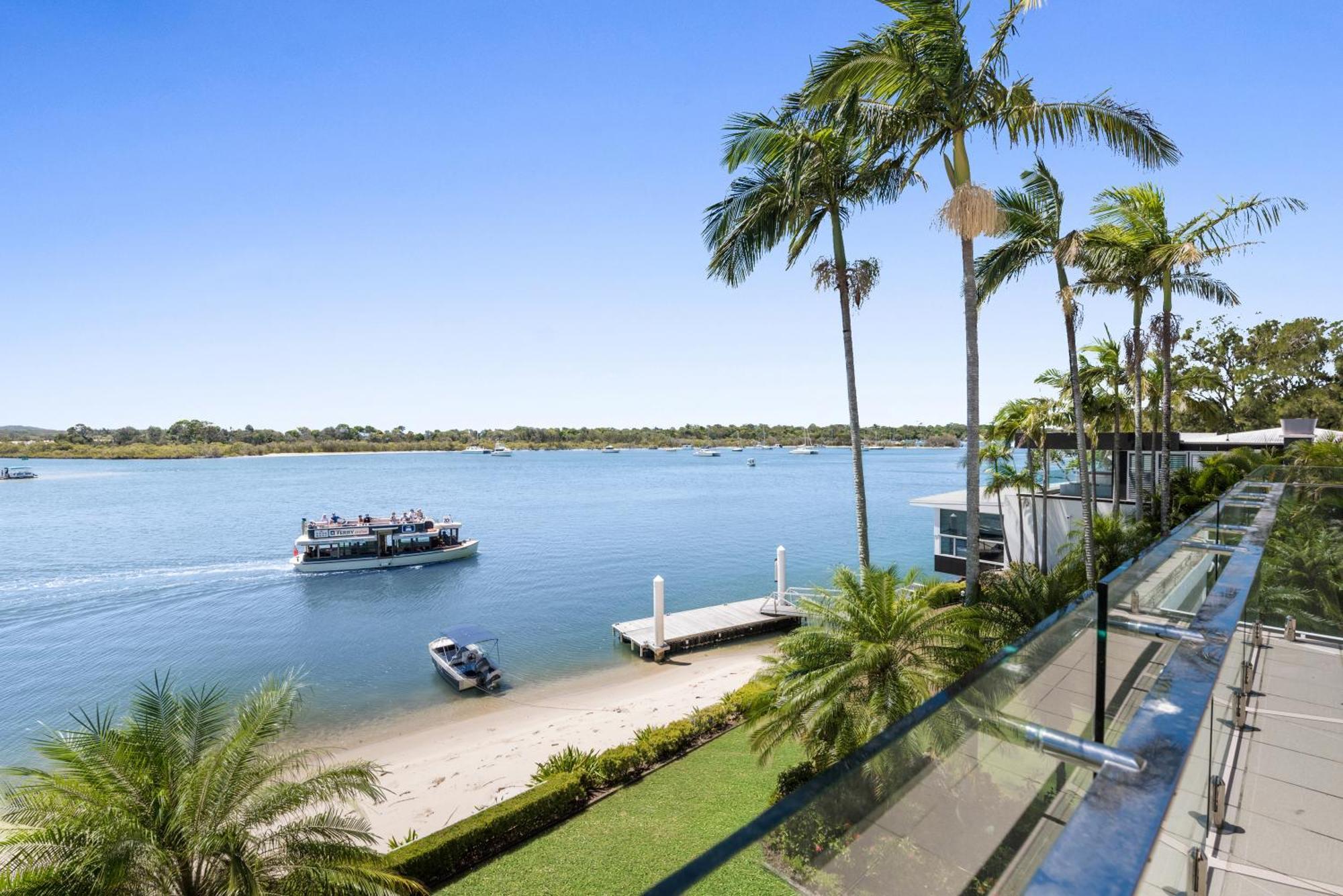 Noosa Quays Waterfront Accomodation 外观 照片